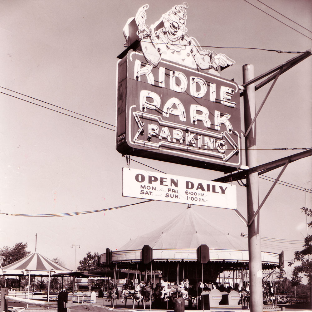 Memphis Kiddie Park Sign From The 50's